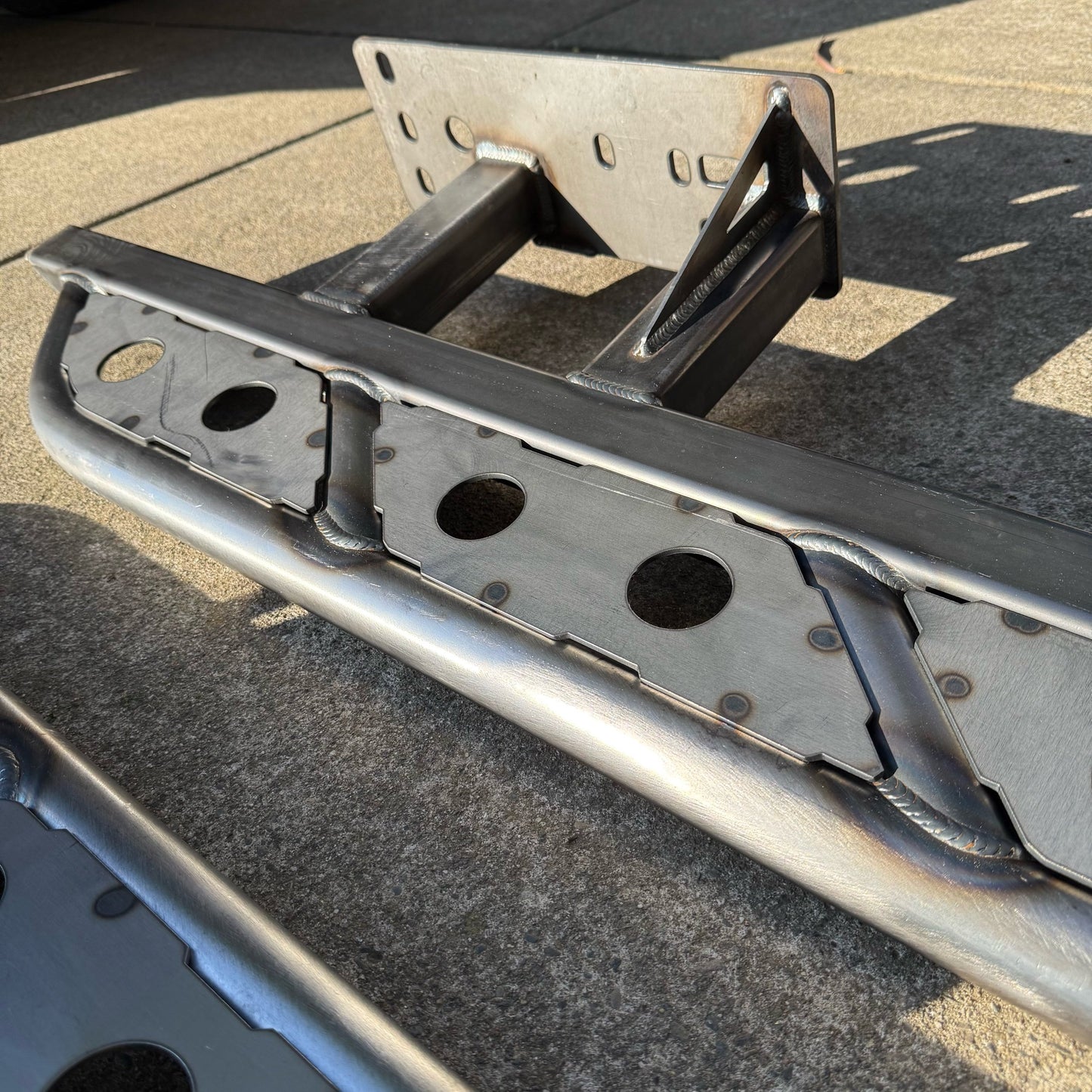2003-2009 Lexus GX470 Bolt On Rock Sliders With Kickout