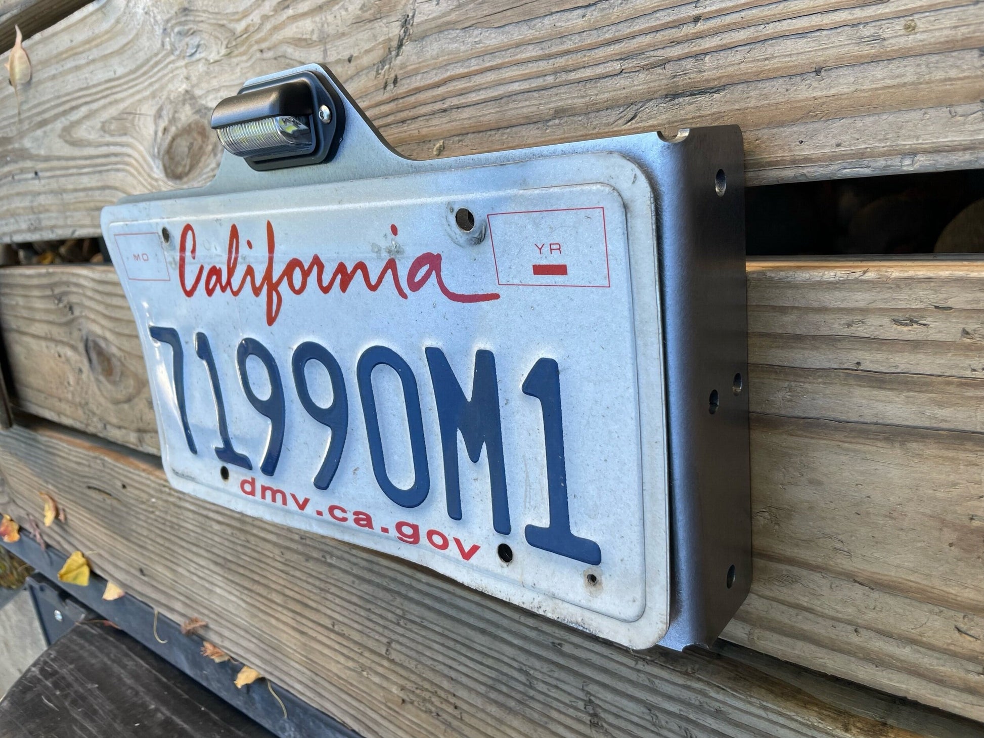 Side Mount License Plate Holder Trailer Flatbed RV SEMI Camper Bolt On Heavy Duty Steel LED Light (Left or Right Side)